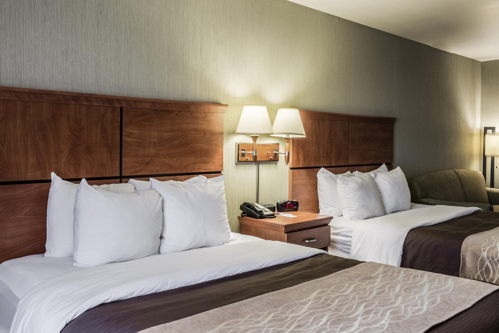 Comfort Inn & Suites Mitchell I-90 Экстерьер фото