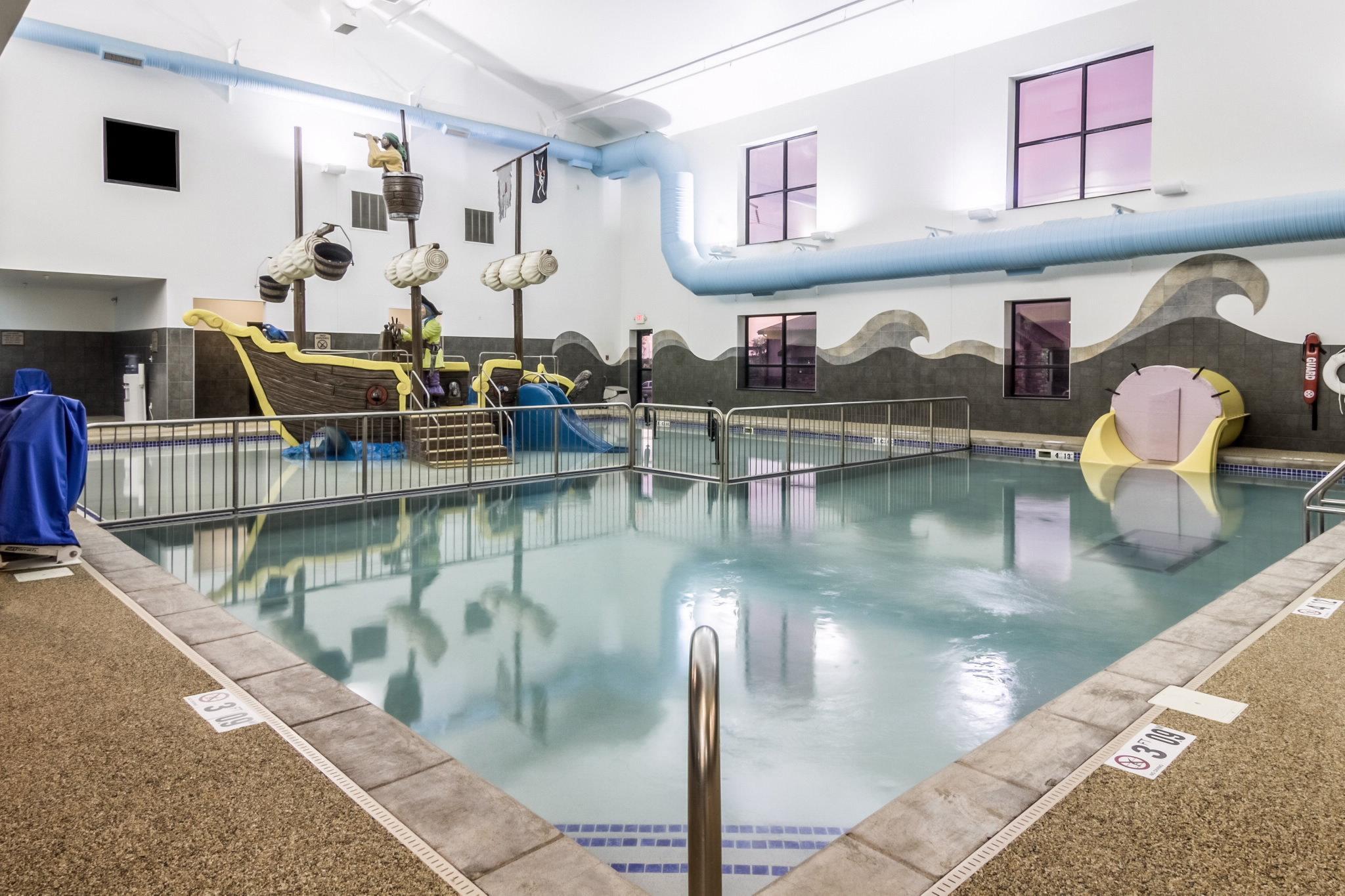 Comfort Inn & Suites Mitchell I-90 Экстерьер фото