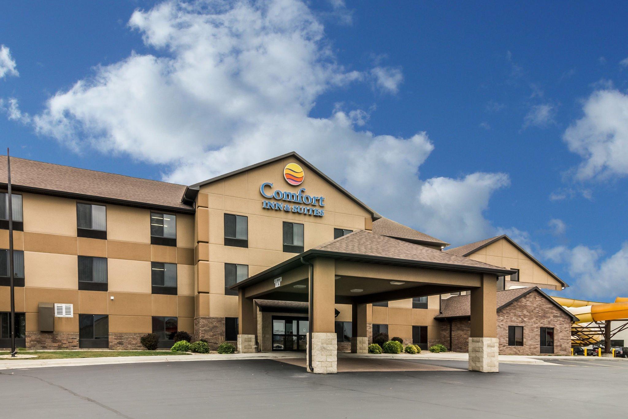 Comfort Inn & Suites Mitchell I-90 Экстерьер фото